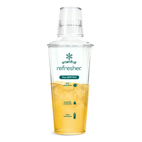 Smartfruit Refresher Shaker half filled with juice and ice