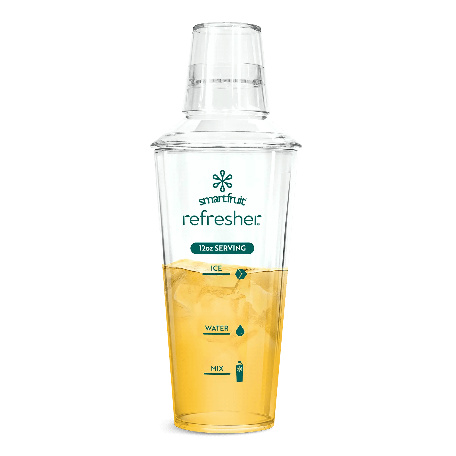 Smartfruit Refresher Shaker half filled with juice and ice